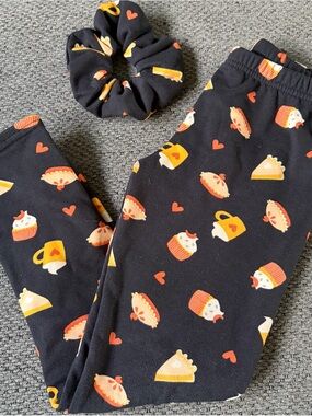 Girl’s Thanksgiving Leggings & Scrunchie
